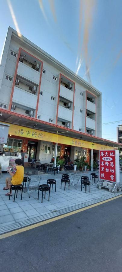 轻旅村-好客旅宿（电梯民宿） T'ai-tung 外观 照片
